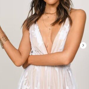 Tobi - Analise Plunging Floral Maxi Dress - White/Nude - Large - NWT